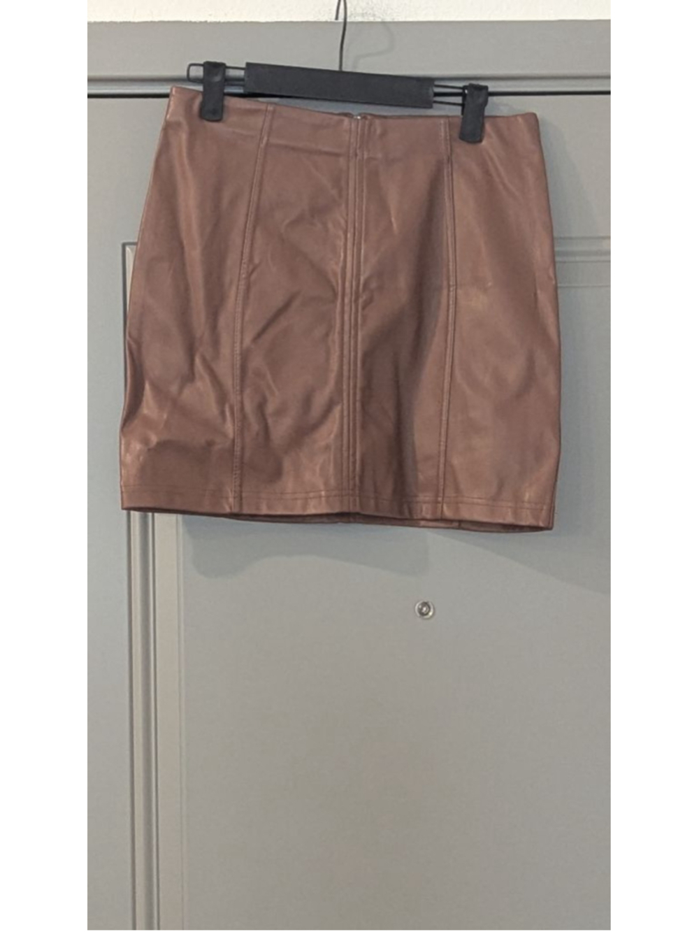 Women's Shinesstar Brown Vegan Leather Mini Skirt M